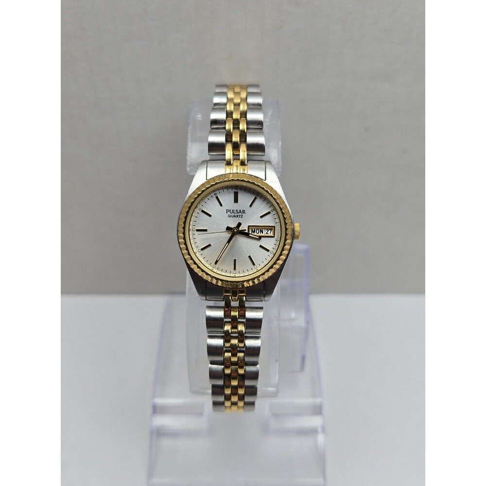 Vintage Pulsar by Seiko Women Two Tone Day Date Quartz Watch Dainty New Battery